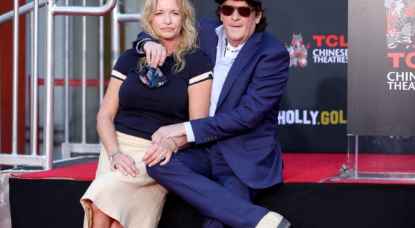 HOLLYWOOD, CALIFORNIA - NOVEMBER 16: (L-R) DeAnna Madsen and Michael Madsen attend the Hand and Footprint Ceremony for Michael Madsen at TCL Chinese Theatre on November 16, 2020 in Hollywood, California.   Rich Fury,Image: 569269377, License: Rights-managed, Restrictions: , Model Release: no, Credit line: Rich Fury / Getty images / Profimedia