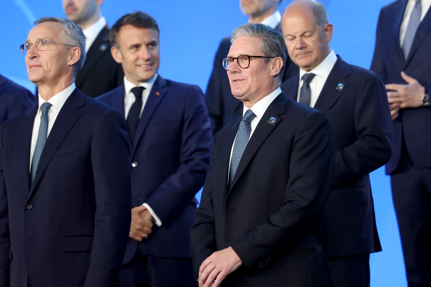 Keir Starmer, Emmanuel Macron i Olaf Scholz