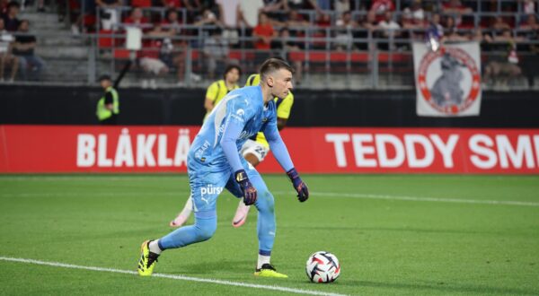 Dominik LIVAKOVIC (Fenerbahçe) lors du match LOSC Lille vs Fenerbahçe, 3e tour préliminaire Ligue des Champions, stade du Hainaut Velenciennes, le 6 août 2024,Image: 896618308, License: Rights-managed, Restrictions: , Model Release: no, Credit line: Laurent SANSON / Panoramic / Profimedia