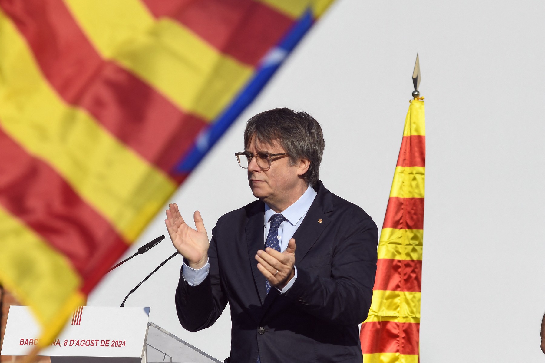 BARCELONA, SPAIN - AUGUST 08: Former Catalan President Carles Puigdemont makes his first public appearance since he fled Spain in 2017, speaking at a public rally in Barcelona, Spain on August 08, 2024. Since leading the failed 2017 independence push for Catalonia to break away from Spain, he has been wanted by the Spanish justice system. Catalan police had the order to arrest him immediately, but Puigdemont managed to speak for several minutes outside of the Catalan parliament. After the rally, he disappeared. Adria Puig / Anadolu/ABACAPRESS.COM,Image: 897033099, License: Rights-managed, Restrictions: , Model Release: no, Credit line: AA/ABACA / Abaca Press / Profimedia