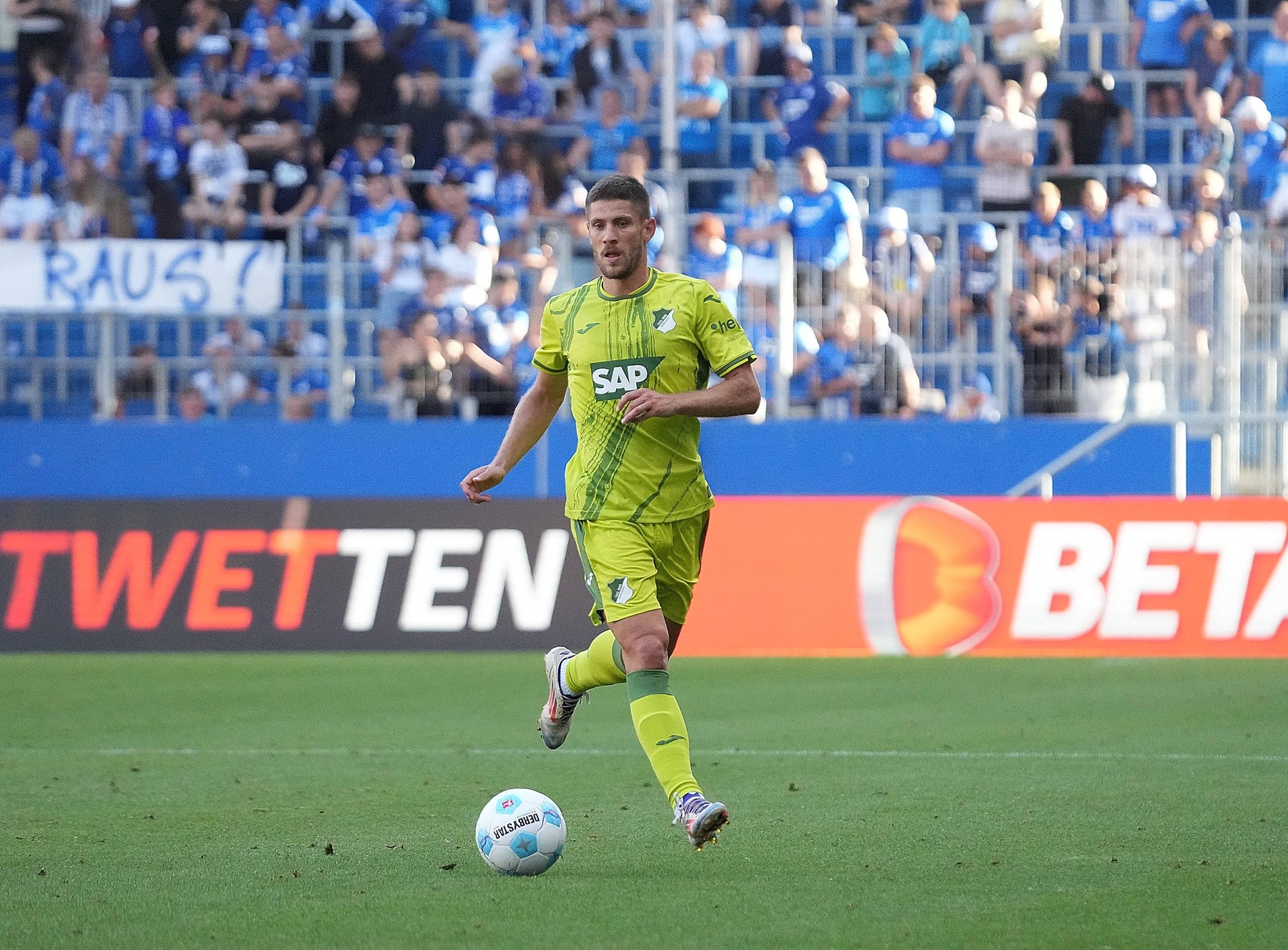 GER, Freundschaftsspiel, TSG 1899 Hoffenheim vs FC Fulham 10.08.2024, Pre-Zero Arena, Sinsheim, GER, Freundschaftsspiel, TSG 1899 Hoffenheim vs FC Fulham ,im Bild Andrej Kramaric Hoffenheim Sinsheim Pre-Zero Arena Deutschland *** GER, Friendly match, TSG 1899 Hoffenheim vs FC Fulham 10 08 2024, Pre Zero Arena, Sinsheim, GER, Friendly match, TSG 1899 Hoffenheim vs FC Fulham ,in picture Andrej Kramaric Hoffenheim Sinsheim Pre Zero Arena Germany ,EDITORIAL USE ONLY,Image: 897789677, License: Rights-managed, Restrictions: , Model Release: no, Credit line: Hasan Bratic / imago sportfotodienst / Profimedia