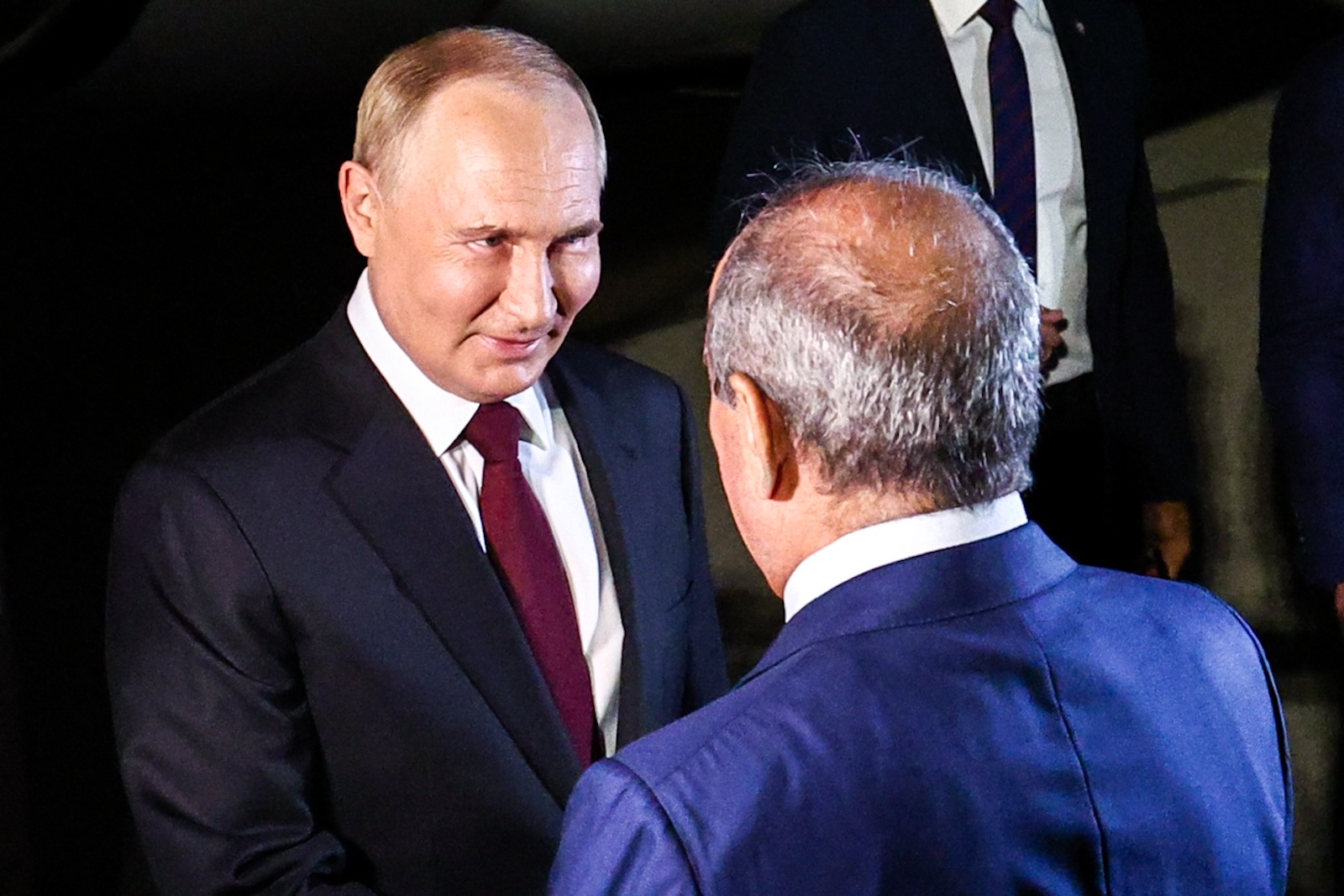 AZERBAIJAN, BAKU - AUGUST 18, 2024: Russia's President Vladimir Putin is welcomed at a city airport. Mikhail Tereshchenko/POOL/TASS