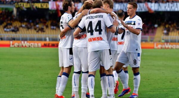 Marco Brescianini of Atalanta celebrates after scoring a goal with teammates during US Lecce vs Atalanta BC, Italian soccer Serie A match in Lecce, Italy, August 19 2024 Copyright: xEmmanuelexMastrodonato/IPAxSportx/xx IPA_48935200 IPA_Agency_IPA48935200,Image: 899929566, License: Rights-managed, Restrictions: PUBLICATIONxNOTxINxITA, Model Release: no, Credit line: Emmanuele Mastrodonato/IPA Sport / imago sportfotodienst / Profimedia