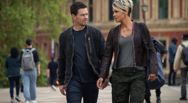 Mark Wahlberg, Halle Berry, The Union 2024. Photo credit: Laura Radford/Netflix Copyright: xx 34708-004THA The Hollywood Archive,Image: 900738783, License: Rights-managed, Restrictions: imago is entitled to issue a simple usage license at the time of provision. Personality and trademark rights as well as copyright laws regarding art-works shown must be observed. Commercial use at your own risk.;PUBLICATIONxNOTxINxUSAxCANxUK, Model Release: no, Credit line: IMAGO / imago stock&people / Profimedia