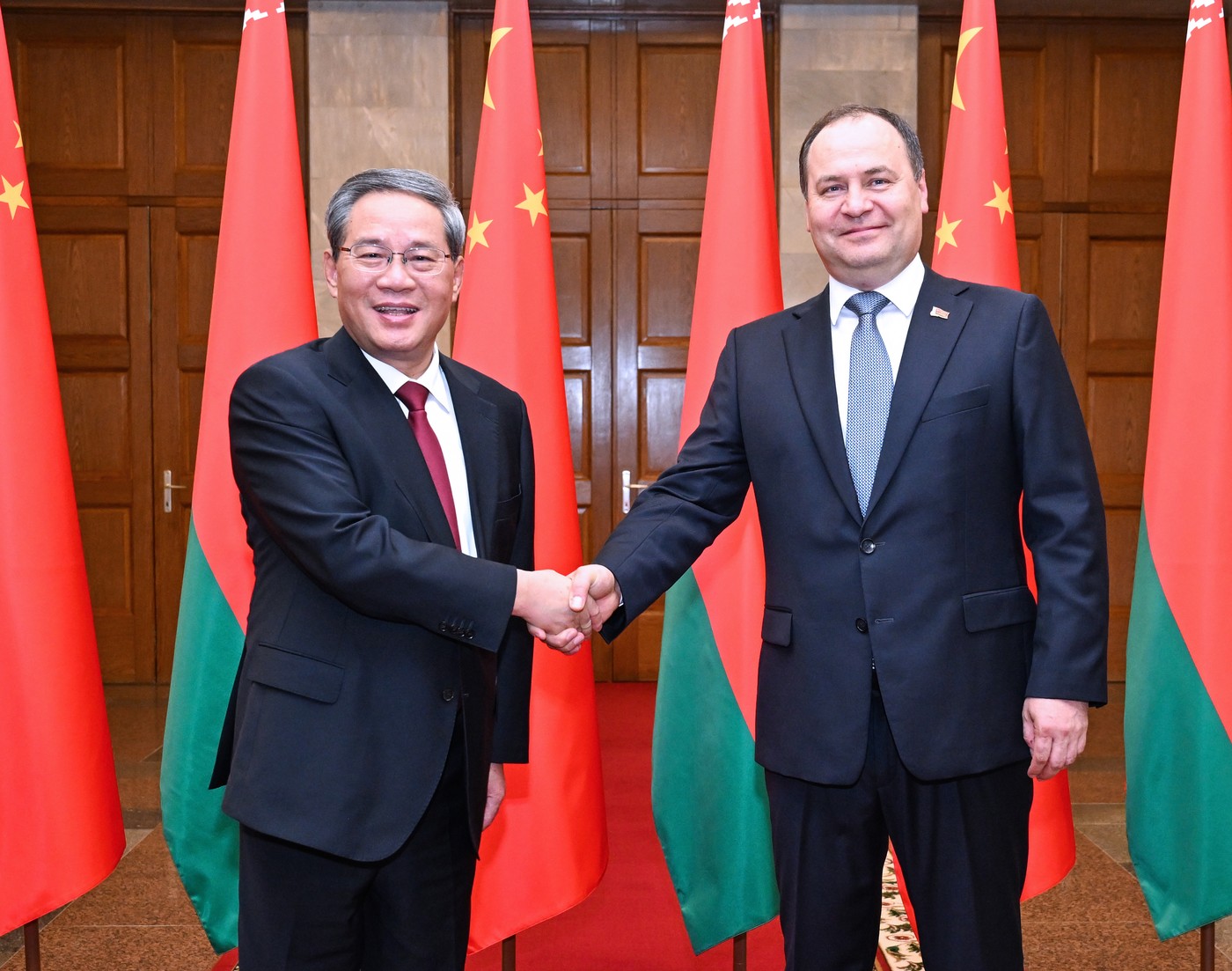 Li Qiang i Roman Golovčenko