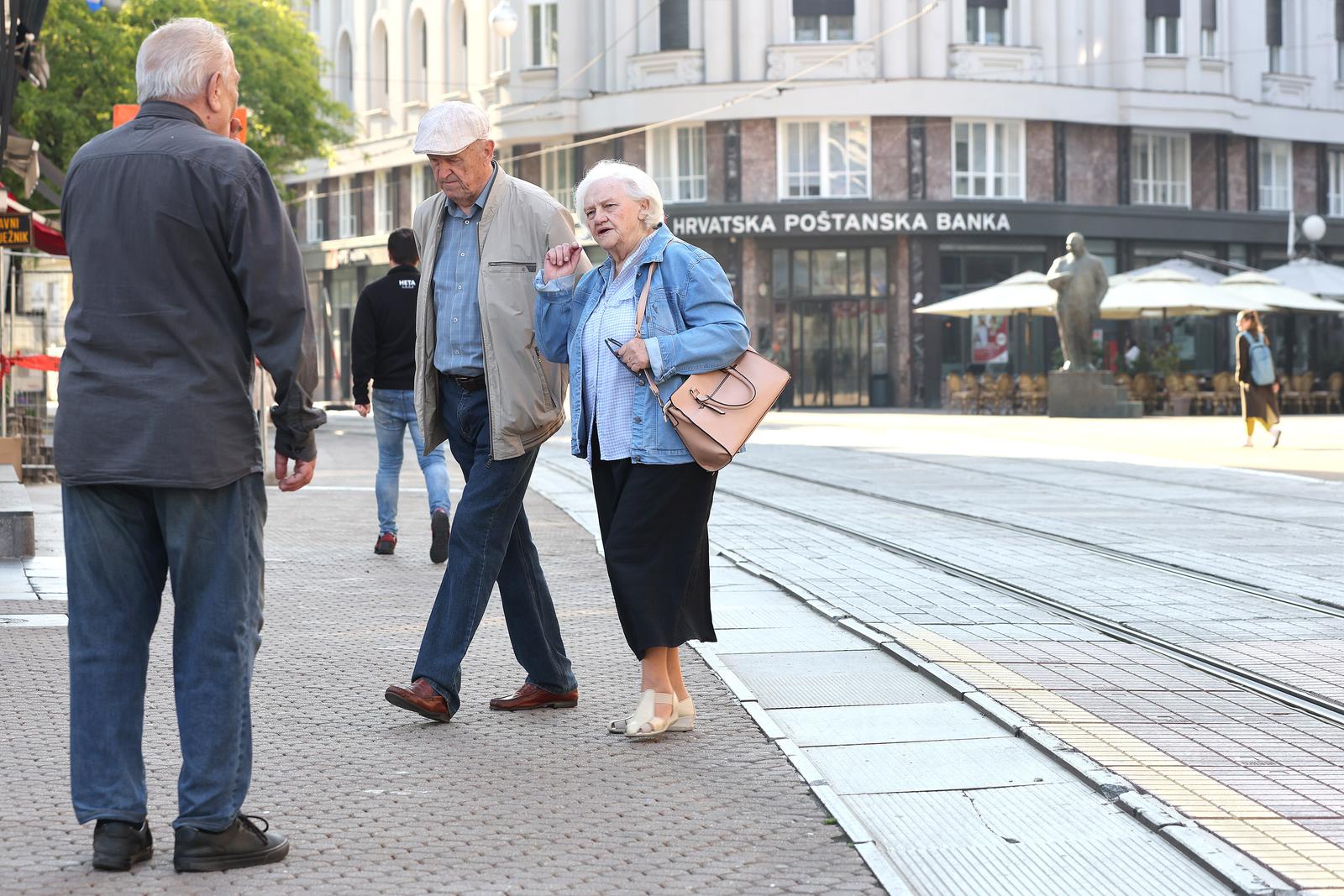 15.05.2024., Zagreb - Hrvatska postanska banka obavjestila je svoje korisnike da ce zbog tehnickih prilagodbi u sustavu slijedom pripajanja Nove hrvatske banke mirovine umjesto 1. lipnja korisnicima isplatiti 4. lipnja.
Od srpnja 2024. banka nastavlja isplacivati redovna mirovinska primanja prvog dana u mjesecu. Photo: Patrik Macek/PIXSELL