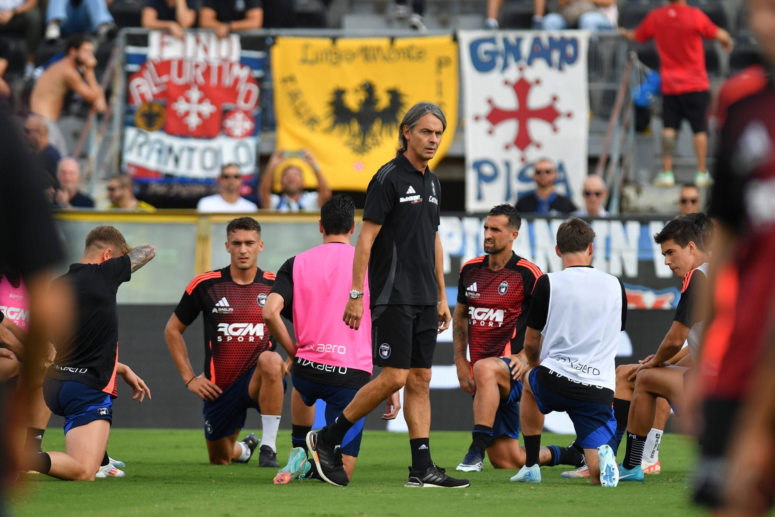 Head coach of Pisa Filippo Inzaghi during warmup during AC Pisa vs Brescia Calcio, Italian soccer Serie B match in Pisa, Italy, September 21 2024 PUBLICATIONxNOTxINxITA Copyright: xGabrielexMasotti/IPAxSportx/xipax/xx IPA_49907667 IPA_Agency_IPA49907667