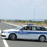 14.06.2017., Pirovac - U prometnoj nesreci izmedju cisterne i tegljaca na A-1 doslo je do prevrnuca cisterne. Na terenu policija obavlja ocevid. Zbog nesrece zatvorena je autocesta A1 izmedju cvorova Benkovac i Pirovac u oba smjera, a obilazno je vozi drzavnim cestama. Photo: Dusko Jaramaz/PIXSELL