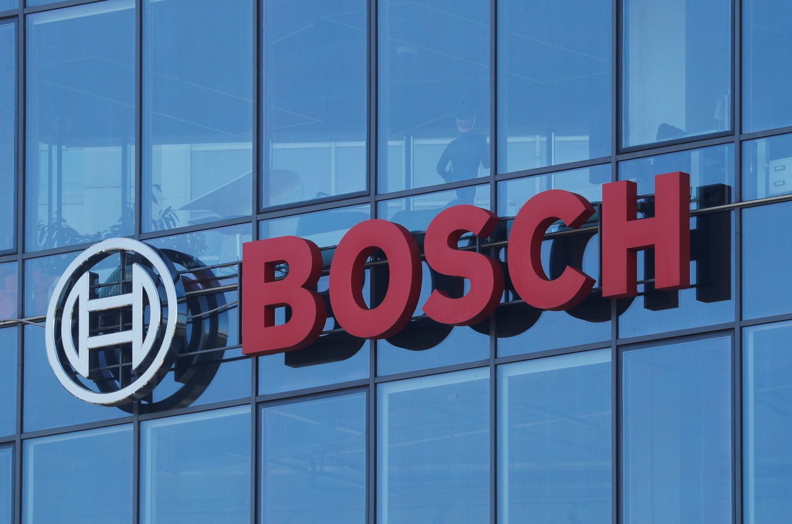 FILE PHOTO: The logo of Bosch is seen at an office building in Kyiv, Ukraine July 6, 2020.  REUTERS/Valentyn Ogirenko