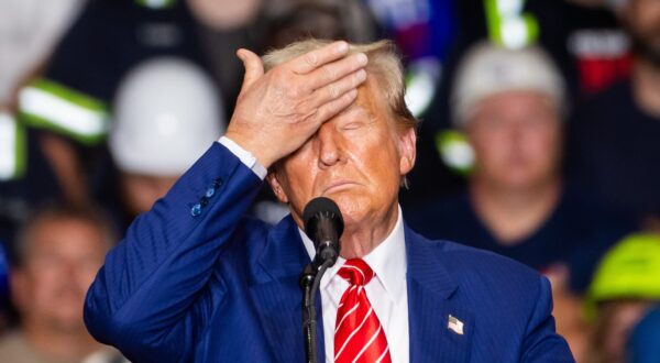 epa11574447 Former US President and current Republican presidential nominee Donald Trump speaks at a campaign rally in Johnstown, Pennsylvania, USA, 30 August 2024. Trump spoke about energy development in the battleground state, as well as vice president and Democratic presidential nominee Kamala Harris’s stance on fracking.  EPA/JIM LO SCALZO