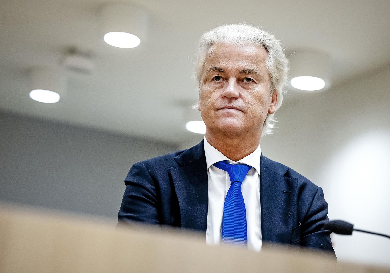 epa11594719 Geert Wilders, leader of Dutch PVV party, looks on prior to the verdict in the case against two Pakistani men who threatened Wilders with death in Badhoevedorp, The Netherlands, 09 September 2024. The two Pakistani are religious leader Muhammad Jalali and political TLP leader Saad Hussain Rizvi and are both found guilty and sentenced to 14 years in prison.  EPA/REMKO DE WAAL