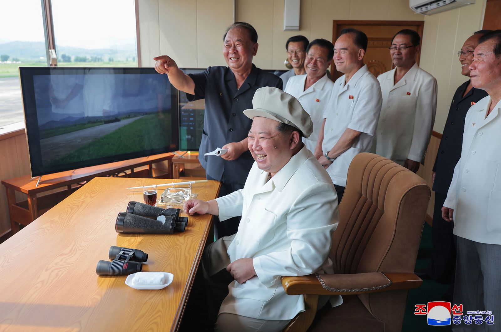 epa11564973 A photo released by the official North Korean Central News Agency (KCNA) shows North Korean leader Kim Jong Un overseeing a performance test of various drones during a visit to the Drone Institute of North Korea's Academy of Defense Sciences at an undisclosed location in North Korea, 24 August 2024 (issued 26 August 2024). According to KCNA, Kim stated the need to develop and produce various types of suicide drones for tactical infantry and special operations units, as well as strategic reconnaissance and multipurpose attack drones.  EPA/KCNA  EDITORIAL USE ONLY