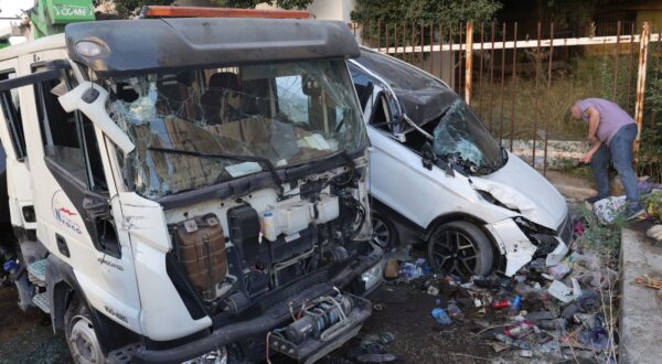 epa11587423 Damaged vehicles amid the ninth day of an ongoing Israeli military operation in the West Bank city of Jenin, 05 September 2024. According to the Palestinian Health Ministry, at least 39 Palestinians have been killed since Israeli military operations started on 28 August 2024 in the West Bank cities of Tulkarem, Jenin, and Tubas. The Israeli army said that it's conducting a large-scale 'counterterrorism operation' in several areas.  EPA/ALAA BADARNEH