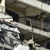 epa11626213 A damaged building in the southern suburb of Beirut following an Israeli raid, in Beirut, Lebanon, 26 September 2024. According to the Lebanese state media, Israel targeted a residential apartment in a ten-story building in the Al-Qaim neighborhood in the southern suburb of Beirut. The Israeli Army (Tsahal) said it is carrying out precise strikes in Beirut. According to Lebanon's Ministry of Health, at least 558 people have been killed and more than 1,835 have been injured in the Israeli military strikes since the Israeli Army (Tsahal) announced on 21 September that they were striking targets belonging to Hezbollah in Lebanon.  EPA/WAEL HAMZEH