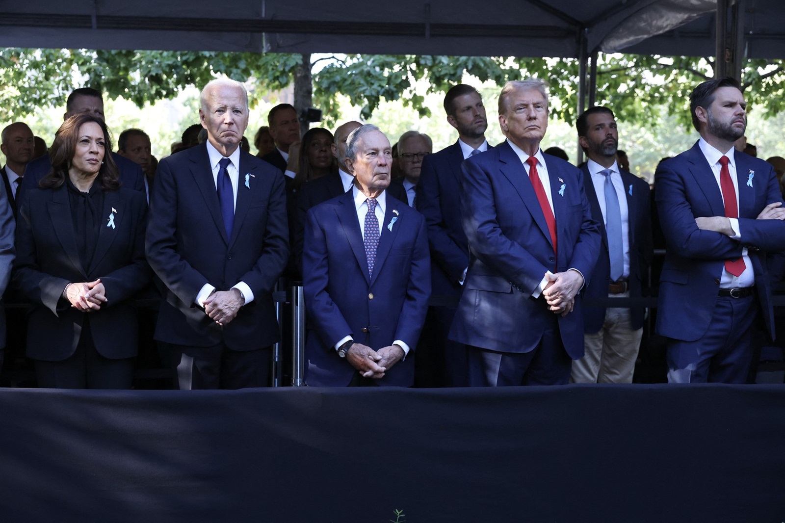 NEW YORK, NEW YORK - SEPTEMBER 11: (L-R) Democratic presidential nominee, U.S. Vice President Kamala Harris, U.S. President Joe Biden, former Mayor of New York Michael Bloomberg, Republican presidential nominee, former U.S. President Donald Trump and Republican vice presidential candidate Sen. J.D. Vance (R-OH) join family and friends at Ground Zero honoring the lives of those lost on the 23rd anniversary of the terror attacks of September 11, 2001, at the World Trade Center on September 11, 2024 in New York City. Biden and Harris will also attend ceremonies at the Flight 93 National Memorial in Shanksville, Pa, and the Pentagon in Arlington, Va., making visits to all three sites of the terror attacks that killed nearly 3,000 people.   Michael M. Santiago,Image: 906646561, License: Rights-managed, Restrictions: , Model Release: no, Credit line: Michael M. Santiago / Getty images / Profimedia