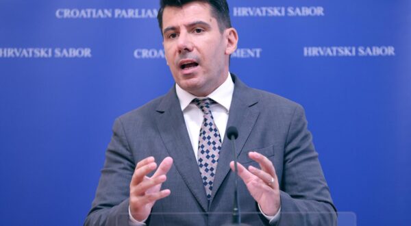 18.07.2024., Zagreb - Na konferenciji za medije Mosta odrzanoj u Saboru o aktualnim temama govorio je Nikola Grmoja. Photo: Patrik Macek/PIXSELL