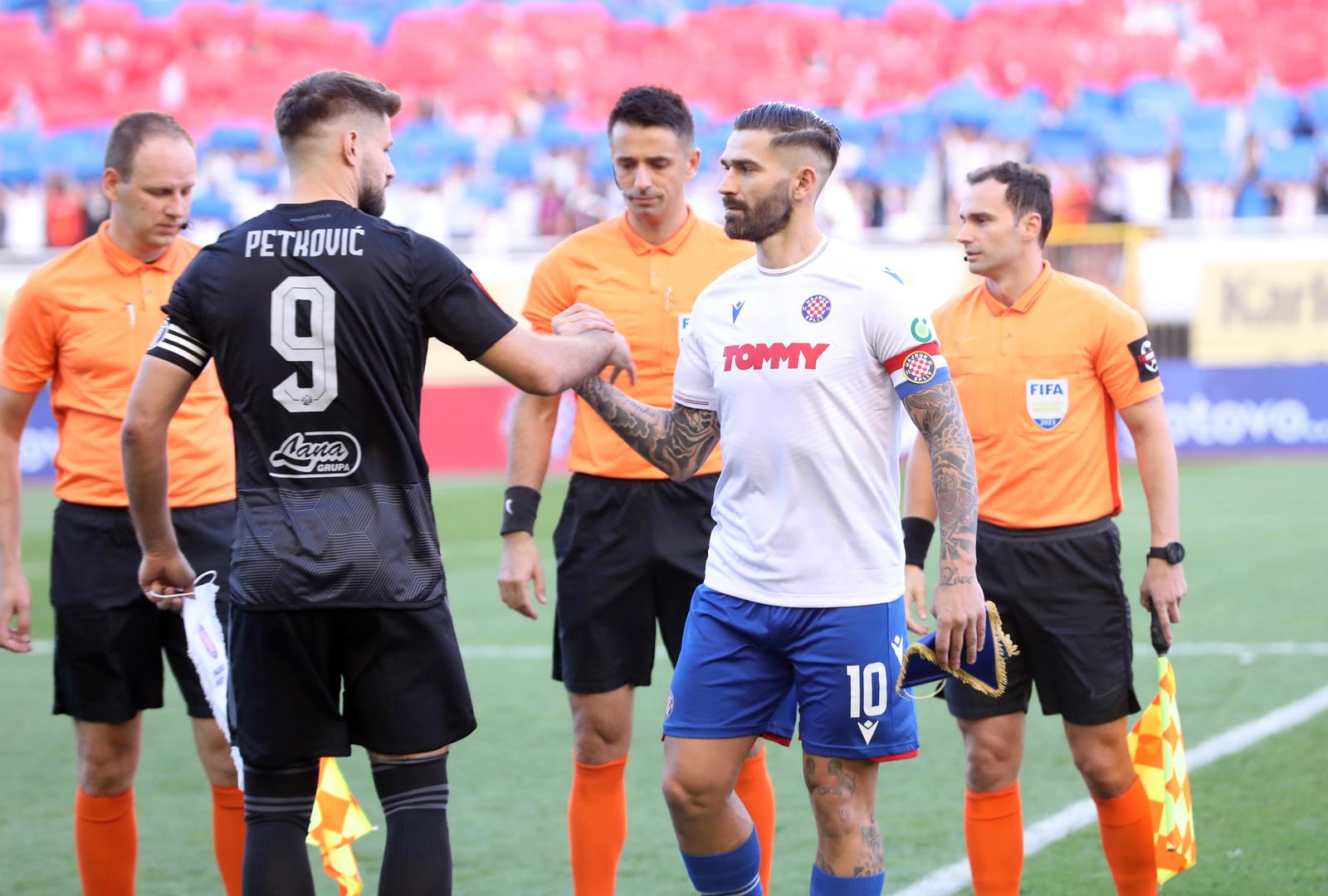 01.10.2023.,Split,stadion Poljud-SuperSport HNL,10 kolo,HNK Hajduk-GNK Dinamo.Kapetani Marko Livaja i Bruno Petkovic, Photo: Ivo Cagalj/PIXSELL