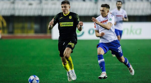 02.03.2024., stadion Poljud, Split - SuperSport HNL, 25. kolo, HNK Hajduk - NK Istra 1961. Oleksandr Petrusenko, Niko Sigur Photo: Zvonimir Barisin/PIXSELL