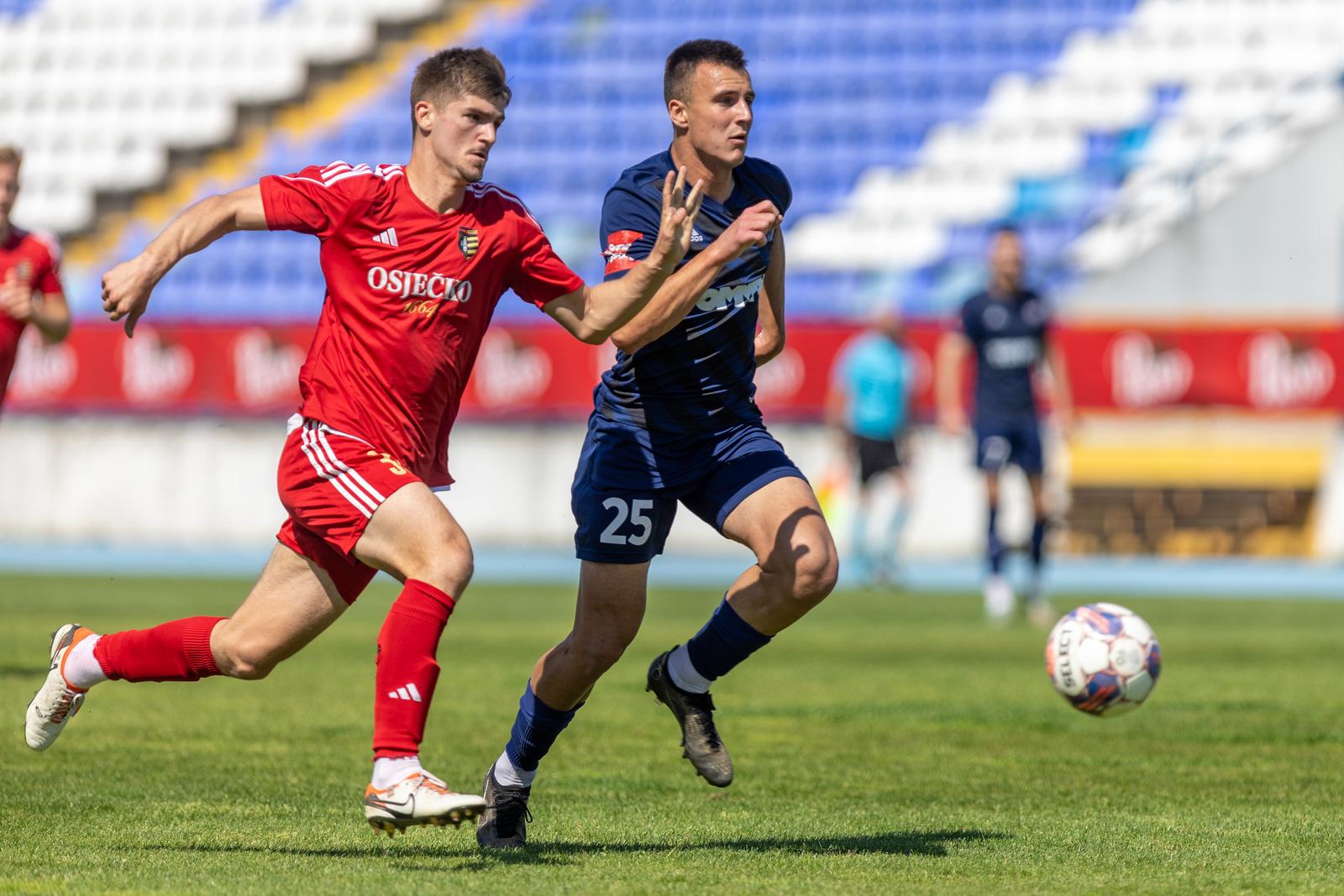 05.05.2024., stadion Gradski vrt, Osijek - SuperSport Prva Nogometna liga, 29. kolo, NK Zrinski Osjecko 1664 - NK Dugopolje. Dominik Dogan, Bruno Burcul Photo: Borna Jaksic/PIXSELL