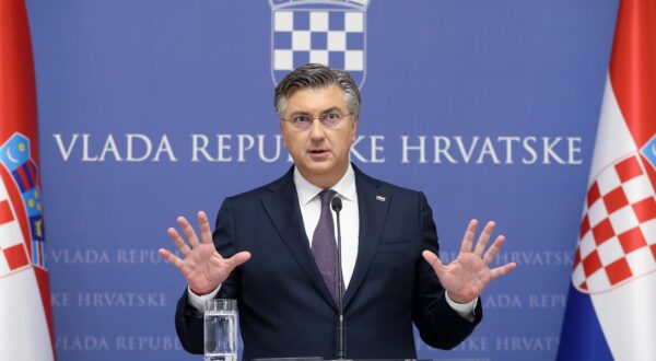 14.09.2024., Zagreb - Predsjednik Vlade RH Andrej Plenkovic odrzao je konferenciju za medije na temu najnovijeg izvjessca agencije za dodjelu kreditnog rejtinga Standard & Poor's. Photo: Robert Anic/PIXSELL