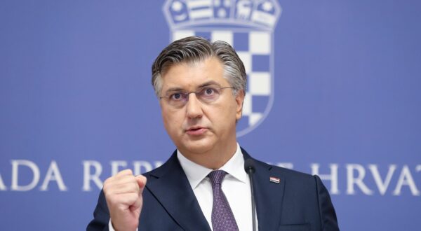 14.09.2024., Zagreb - Predsjednik Vlade RH Andrej Plenkovic odrzao je konferenciju za medije na temu najnovijeg izvjessca agencije za dodjelu kreditnog rejtinga Standard & Poor's. Photo: Robert Anic/PIXSELL