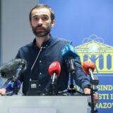 16.09.2024.,Zagreb,  Matija Kroflin iz Nezavisnog sindikata znanosti i visokog obrazovanja i Zeljko Stipic iz Sindikata Preporod odrzali konferenciju za medije s temama vezanim uz najavu termina prosvjeda za granske kolektivne ugovore i pitanja ocjenjivanja u javnim sluzbama  Photo: Robert Anic/PIXSELL