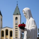 24.06.2023 Medjugorje, Bosna i Hercegovina - Hodocasnici iz cijeloga svijeta pristizu u Medjugorje kako bi nazocili 42. godisnjici Gospinog ukazanja. Photo: Denis Kapetanovic/PIXSELL