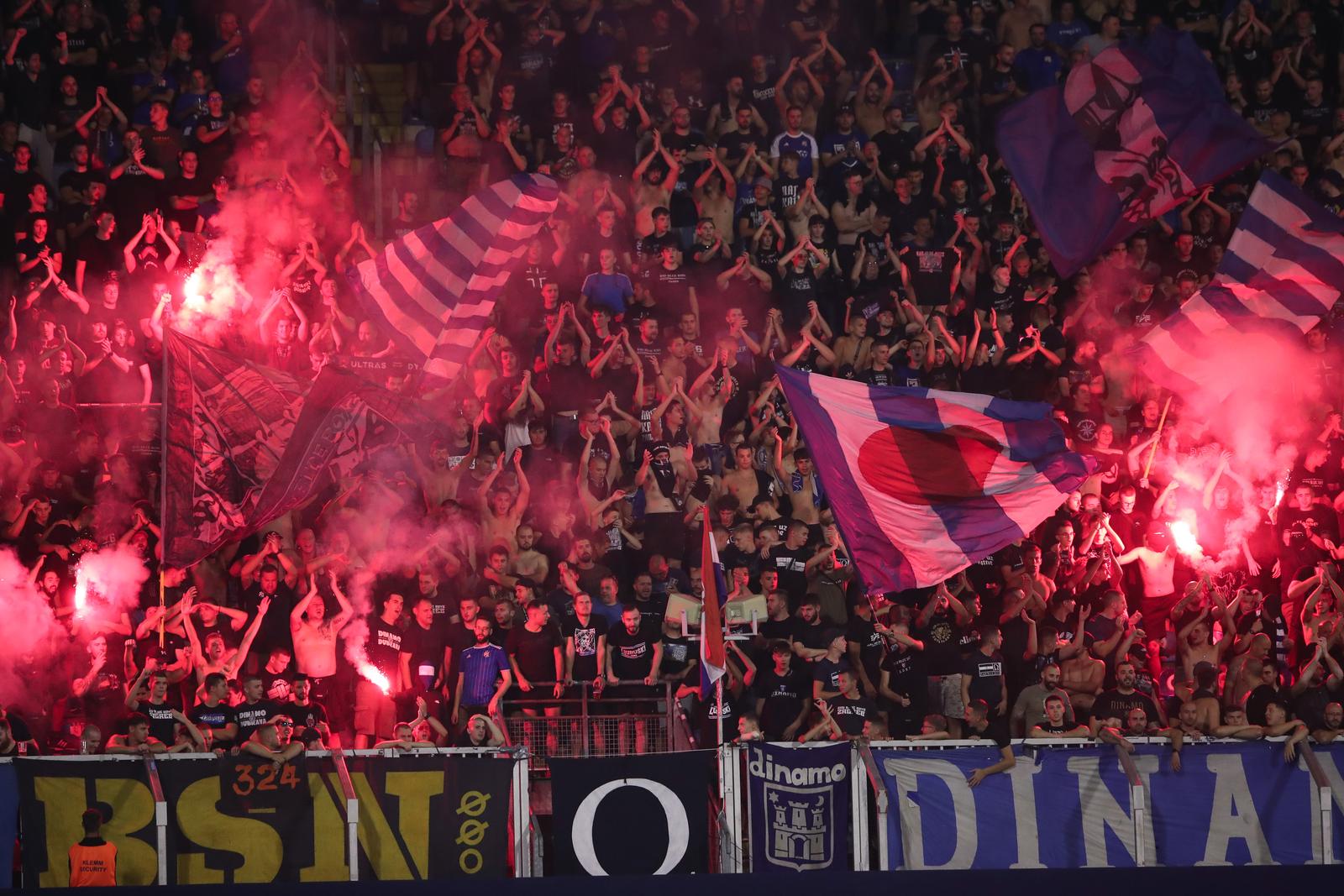 24.08.2024., stadion Maksimir, Zagreb - SuperSport HNL, 04. kolo, GNK Dinamo - HNK Gorica. navijaci Dinama Bad Blue Boysi. Bakljada.
 Photo: Slavko Midzor/PIXSELL