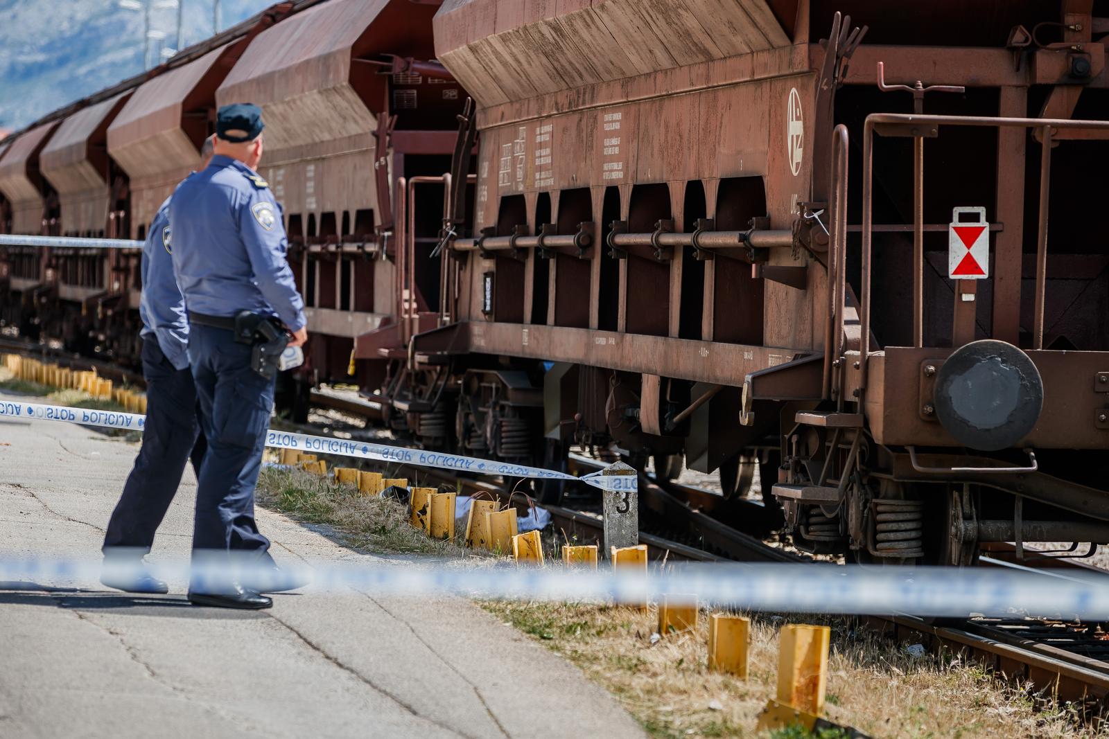 25.04.2024., Kastel Sucurac - Oko podneva dogodila se nesreca na kolodvoru Kastel Sucurac u kojem je starija zena izgubila zivot. Photo: Zvonimir Barisin/PIXSELL