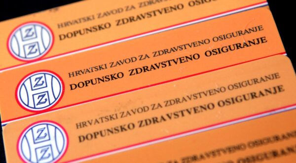 29.04.2016. Sibenik - Prema najavi Vlade RH dopunsko zdravstveno osiguranje HZZO-a poskupljuje sa 70 na 89 kuna.