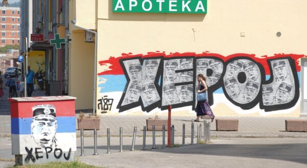 25.08.2023., Banja Luka, Bosna i Hercegovina - Novi grafiti s podrskom Ratku Mladicu, zapovjedniku Vojske Republike Srpske, koji je u Hagu pred Medjunarodnim sudom pravde presudjen za ratne zlocine za vrijeme rata u BiH. Photo: Dejan Rakita/PIXSELL