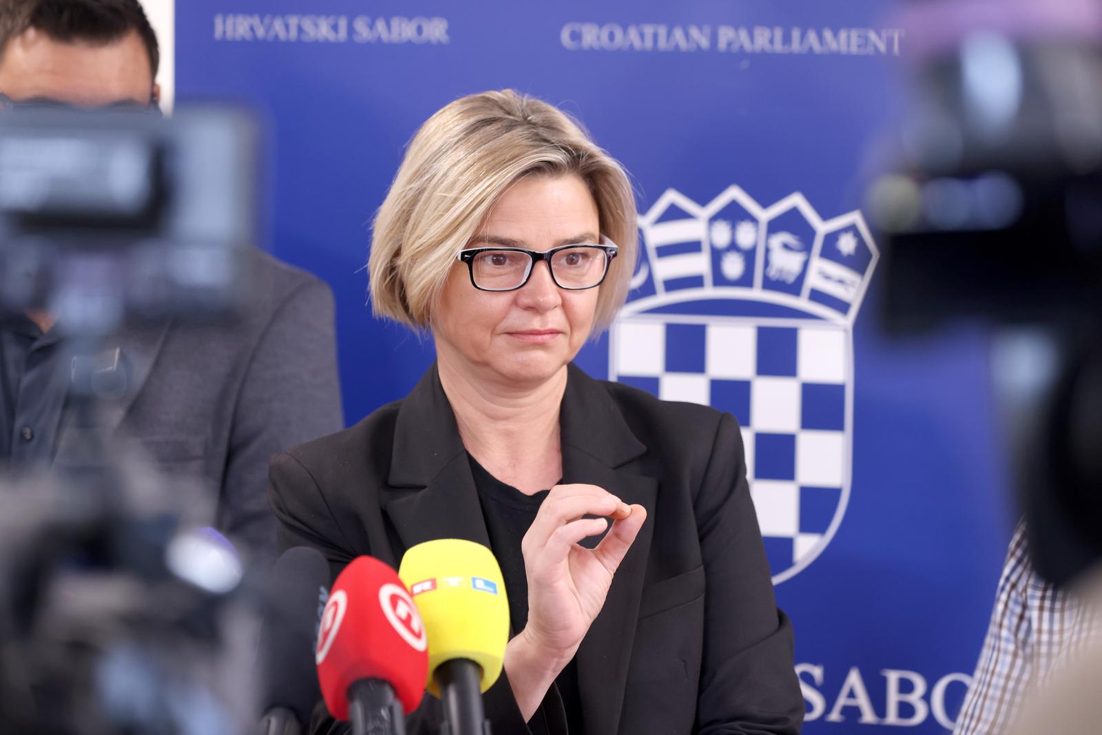 24.09.2024., Zagreb - Na konferenciji za medije odrzanoj u Saboru o nedavnim uhicenjima govorila je Sandra Bencic. Photo: Patrik Macek/PIXSELL