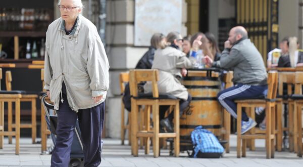 3.4.2024., Zagreb - Gradska svakodnevnica tijekom sunčanog prijepodneva u Zagrebu. Photo: Luka Batelic/PIXSELL