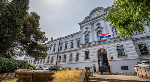 29.05.2020., Pula - Zgrada Opcinskog i Zupanijskog suda u Puli. Photo: Srecko Niketic/PIXSELL