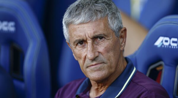 Villarreal CF head coach Quique Setien during the La Liga match between Cadiz CF and Villarreal CF played at Nuevo Mirandilla Stadium on September 1 in Cadiz, Spain.,Image: 802945333, License: Rights-managed, Restrictions: World Rights Except Japan, Spain, France and The Netherlands * ESPOUT FRAOUT JPNOUT NLDOUT, Model Release: no, Credit line: pressinphoto / ddp USA / Profimedia