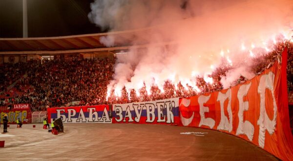 23.03.2024 BelgradeSerbia Crvena ZvezdaFC Red Star-Zenit International Friendly, Länderspiel, Nationalmannschaft men s football Red Star fans with big Serbian and Russian flags brothers forever and torches :Stringer/,Image: 859134715, License: Rights-managed, Restrictions: , Model Release: no, Credit line: IMAGO / imago sportfotodienst / Profimedia