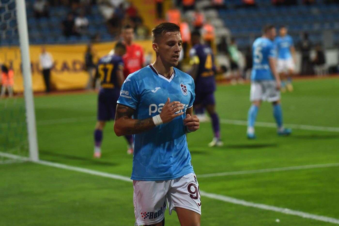 Mislav Orsic of Trabzonspor during the Turkish Super League match between Eyupspor and Trabzonspor at Kasimpasa Recep Tayyip Erdogan Stadium on September 1, 2024 in Istanbul, Turkey. Photo by Eyupspor v Trabzonspor - Turkish Super League,Image: 904011450, License: Rights-managed, Restrictions: PUBLICATIONxNOTxINxTUR, Model Release: no, Credit line: Seskimphoto / imago sportfotodienst / Profimedia