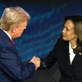 US Vice President and Democratic presidential candidate Kamala Harris (R) shakes hands with former US President and Republican presidential candidate Donald Trump during a presidential debate at the National Constitution Center in Philadelphia, Pennsylvania, on September 10, 2024.,Image: 906555981, License: Rights-managed, Restrictions: , Model Release: no, Credit line: SAUL LOEB / AFP / Profimedia