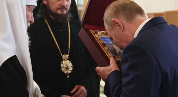 8763353 12.09.2024 Russian President Vladimir Putin and Patriarch Kirill of Moscow and all Russia visit the Annunciation Church of the Holy Trinity St. Alexander Nevsky Lavra Monastery in St. Petersburg, Russia.  / POOL,Image: 907038204, License: Rights-managed, Restrictions: Editors' note: THIS IMAGE IS PROVIDED BY RUSSIAN STATE-OWNED AGENCY SPUTNIK., Model Release: no, Credit line: Alexander Kazakov / Sputnik / Profimedia