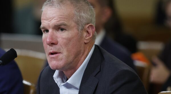 WASHINGTON, DC - SEPTEMBER 24: Former NFL quarterback Brett Favre testifies before the House Ways and Means Committee at the Longworth House Office Building on September 24, 2024 in Washington, DC. Favre testified on reforming Temporary Assistance for Needy Families (TANF) and the misuse of welfare funds.   Kevin Dietsch,Image: 911449085, License: Rights-managed, Restrictions: , Model Release: no, Credit line: Kevin Dietsch / Getty images / Profimedia