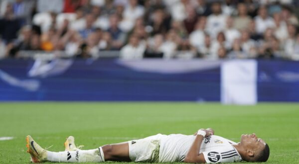 September 24, 2024, Madrid, Spain: Kylian Mbappe of Real Madrid  reacts during the La Liga 2024/25 match between Real Madrid and Alaves at Santiago Bernabeu Stadium. Final scores; Real Madrid 3-2 Alaves.,Image: 911636738, License: Rights-managed, Restrictions: , Model Release: no, Credit line: Guillermo Martinez / Zuma Press / Profimedia