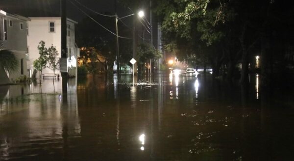 September 27, 2024, Florida, USA: Streets in the Bartlett Park neighborhood of St. Petersburg were flooded in the wake of storm surge caused by Hurricane Helene early in the morning of Sept. 27, 2024.,Image: 912618142, License: Rights-managed, Restrictions: , Model Release: no, Credit line: Tampa Bay Times / Zuma Press / Profimedia