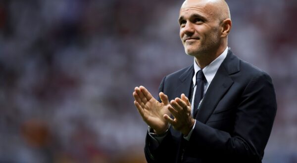 Real Madrid CF v Atalanta BC - UEFA Super Cup 2024 Luca Percassi gestures prior to the UEFA Super Cup 2024 football match between Real Madrid CF and Atalanta BC. Warsaw Poland Copyright: xNicolòxCampox