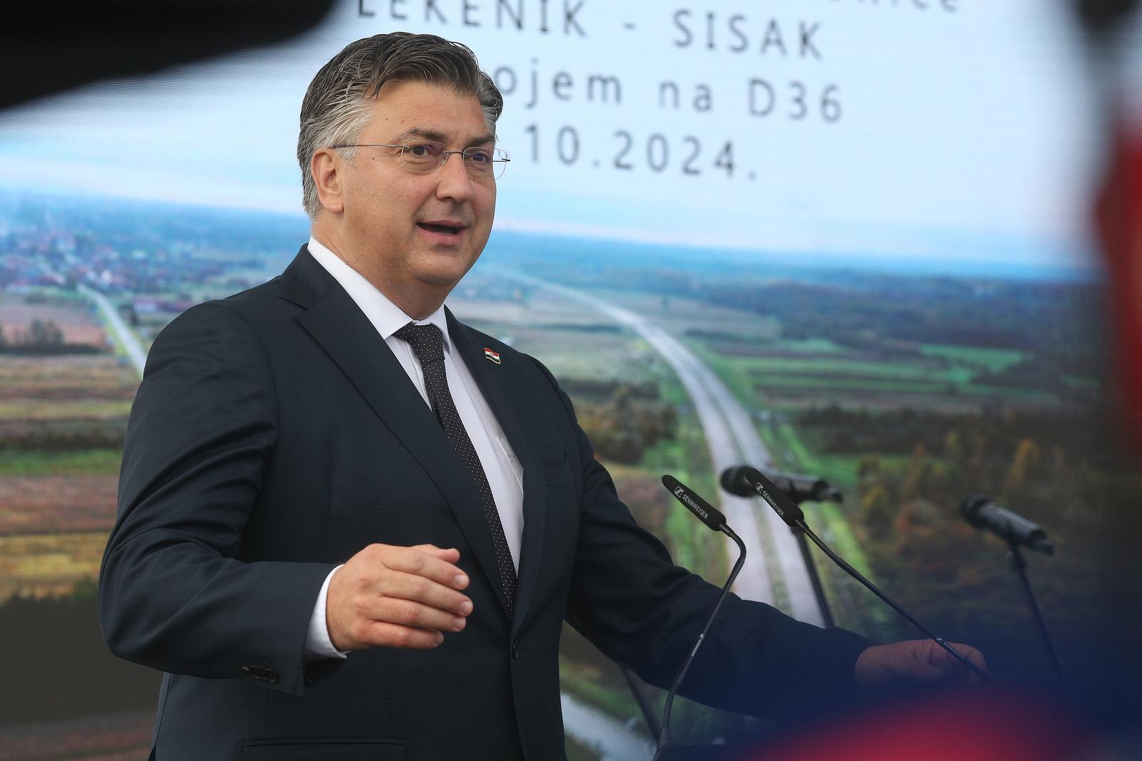 22.10.2024., Lekenik - Svecanost pustanja u promet dionice Lekenik - Sisak, autoceste A11 Zagreb - Sisak sa spojem na drzavnu cestu D36. predsjednik Vlade RH Andrej Plenkovic Photo: Zeljko Hladika/PIXSELL