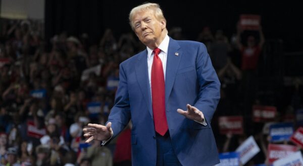 PRESCOTT VALLEY, ARIZONA - OCTOBER 13: U.S. Republican presidential nominee, former President Donald Trump dances during a campaign rally at Findlay Toyota Center on October 13, 2024 in Prescott Valley, Arizona. With leaders of the Border Patrol union in attendance, Trump pledged to hire 10,000 additional border patrol agents if reelected, intensifying his attacks on Democratic opponent Kamala Harris on the issue.   Rebecca Noble,Image: 920686565, License: Rights-managed, Restrictions: , Model Release: no, Credit line: Rebecca Noble / Getty images / Profimedia