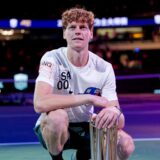 epa11656999 Jannik Sinner of Italy poses with the trophy after winning his Men's Singles Final match against Novak Djokovic of Serbia at the Shanghai Masters tennis tournament in Shanghai, China, 13 October 2024.  EPA/ALEX PLAVEVSKI