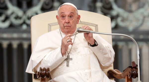 epa11661731 Pope Francis leads the weekly general audience in Saint Peter's Square, Vatican City, 16 October 2024.  EPA/GIUSEPPE LAMI