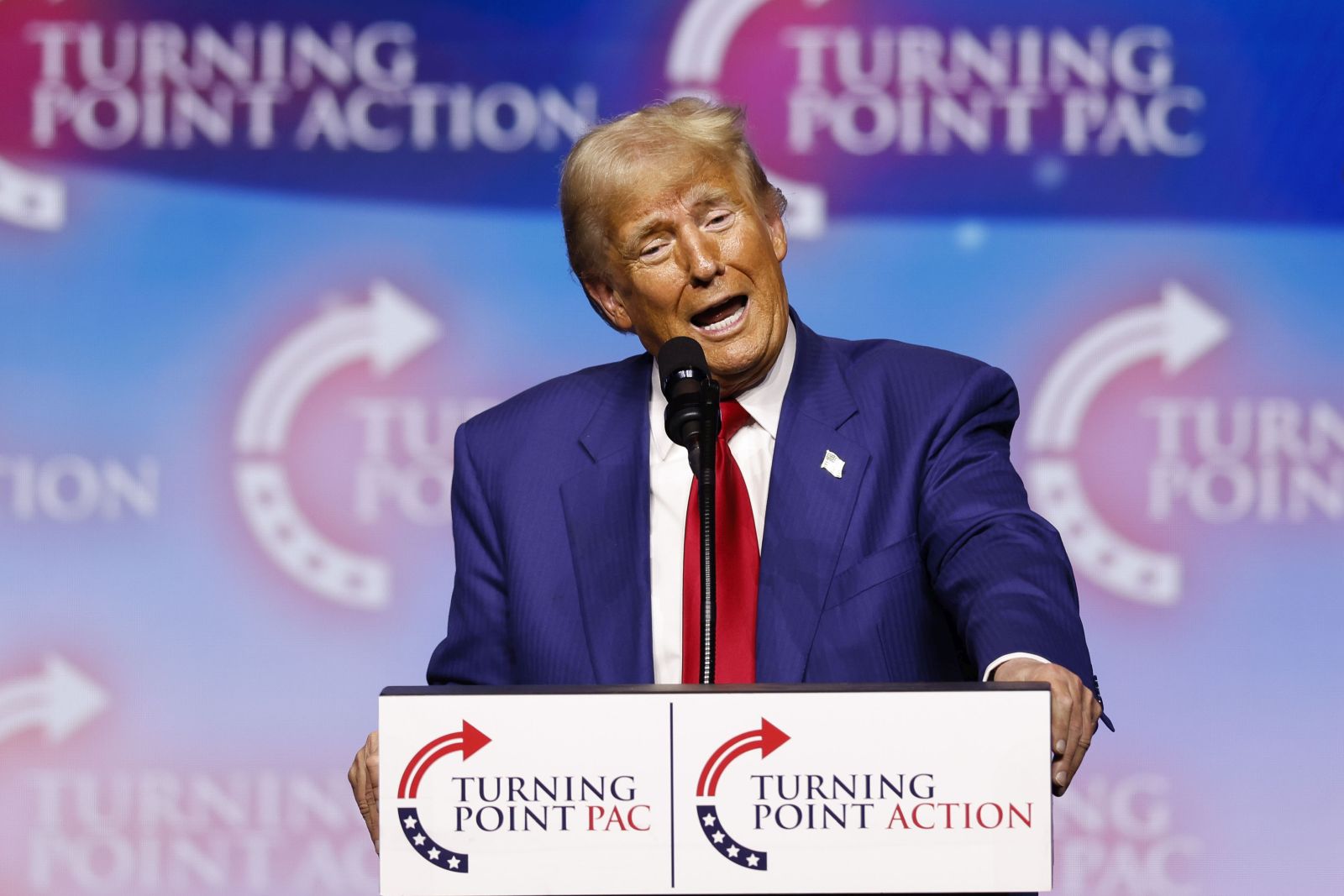 epa11682005 Former US President and Republican presidential nominee Donald Trump speaks at the Turning Point PAC campaign rally at the UNLV Thomas & Mack Center in Las Vegas, Nevada, USA, 24 October 2024. Trump is running against Democratic nominee and US Vice President Kamala Harris.  EPA/CAROLINE BREHMAN