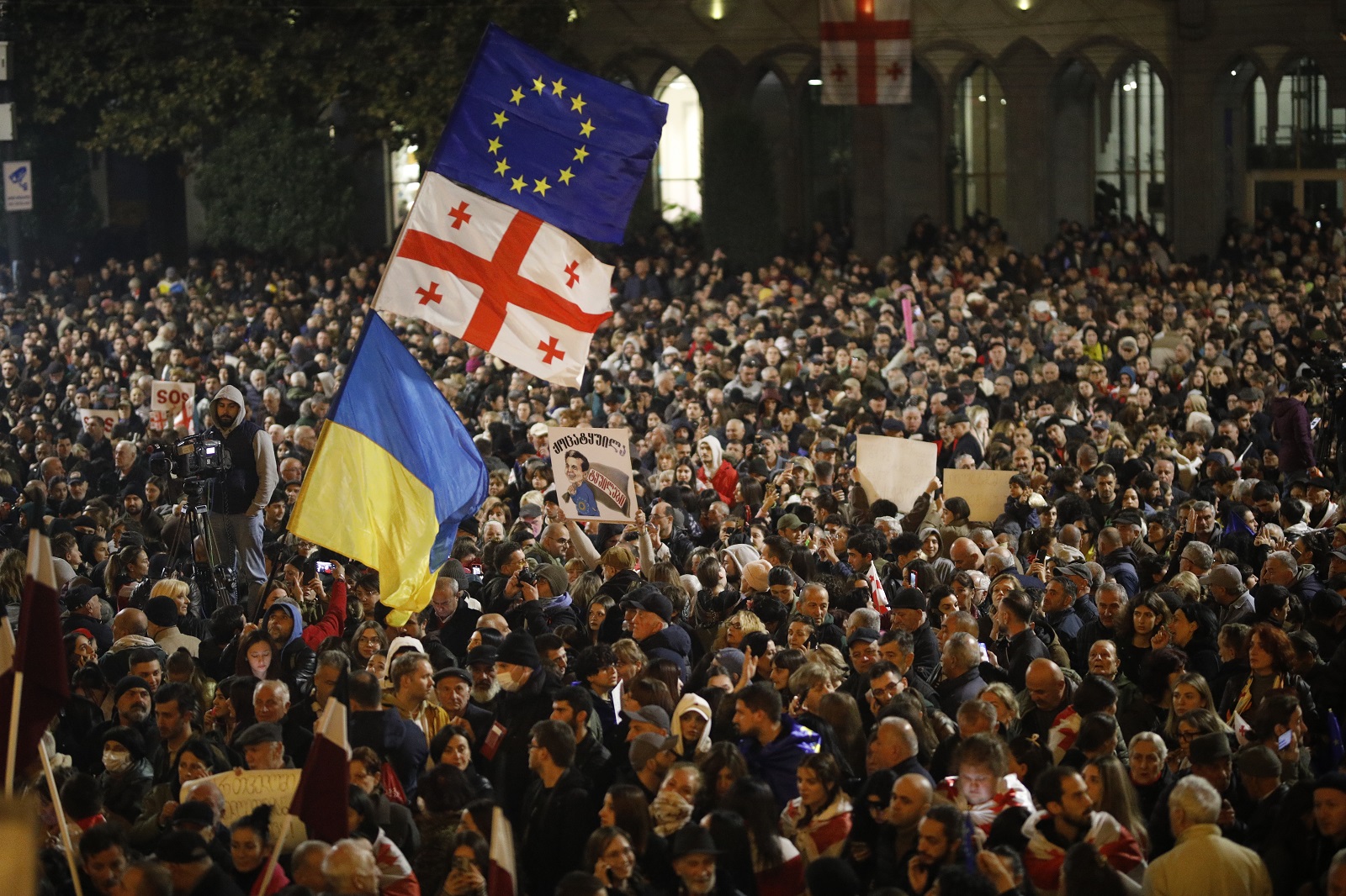 epa11689217 Supporters of opposition parties attend a protest in Tbilisi, Georgia, 28 October 2024, opposing the results of the parliamentary elections held on 26 October. Nearly 20 parties competed for seats in the country's highest legislative body, which comprises 150 deputies. The ruling Georgian Dream party, in power for 12 years, won with 54.3 percent of the vote. In response, several parties announced a boycott of the parliament, and the opposition Coalition for Changes declined both parliamentary mandates and state funding.  EPA/DAVID MDZINARISHVILI