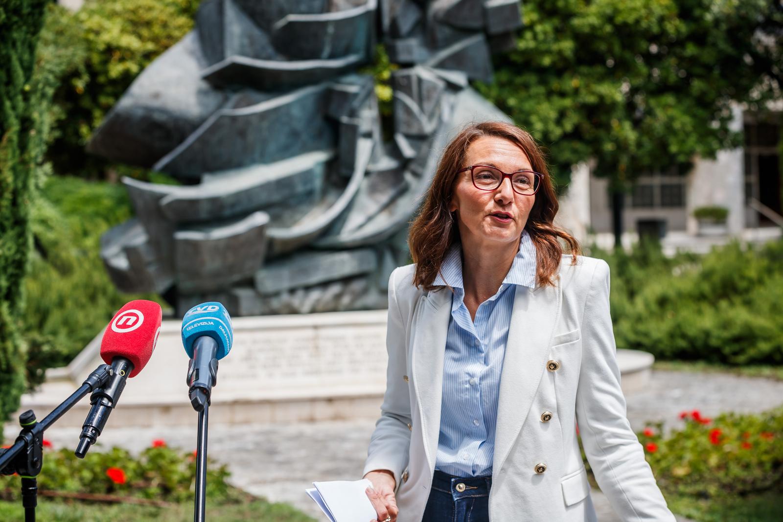 13.06.2024., Split - Maja Djerek odrzala je konferenciju za medije te je sve iznenadila jer je odlucila dati otkaz na svoje dusnosti u gradskoj upravi nakon sto je sud presudio da je gradonacelnik Ivica Puljak mora vratiti posao. Photo: Zvonimir Barisin/PIXSELL